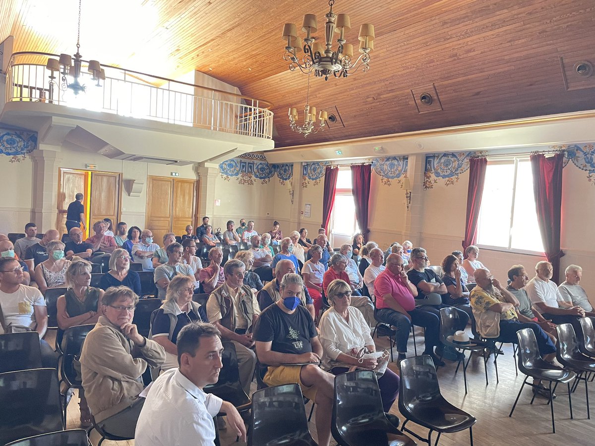 ggavet's tweet photo. Ce soir à #Vitry-aux-Loges nous présentons l’arrivée de la #Fibre #Ftth #Lysseo #LoiretFibre @XpFibre  également aux habitants de #Combreux #Seichebrieres et #Sully-la-Chapelle @leloiret https://t.co/RdAzlqsYAm https://t.co/24BMZeRmYh