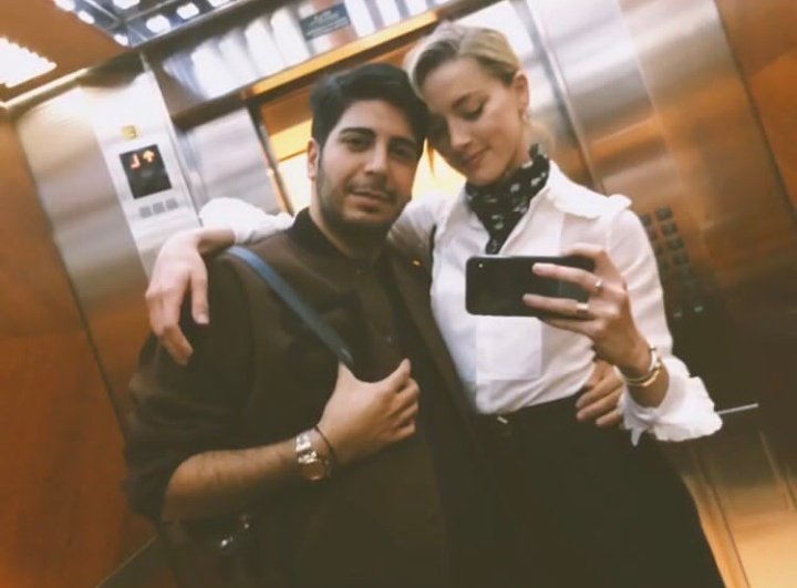 bee_papaya's tweet photo. Amber Heard's friend Rami Sarabi helped the Aquaman actress fake a #BlackLivesMatter photo.

There is very little she hasn't lied about.

#TheDefendantIsAnAbuser #JOHNNYDEPPWINS #Aquaman2 https://t.co/JwT4T5bvGR