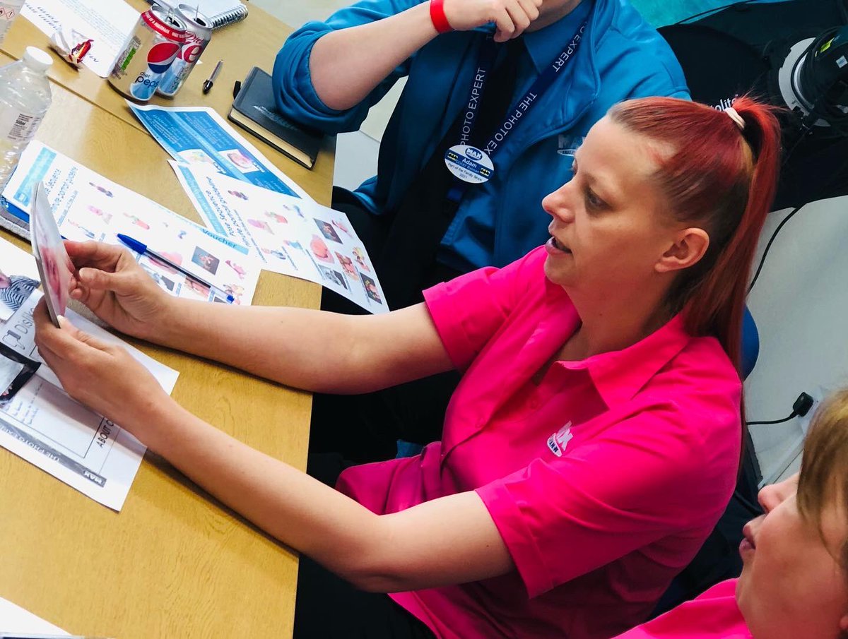 Really good portraits course with colleagues from 2 areas! Lots of enthusiasm and fun to be had! #portraits #maxspielmann #askthequestion <a href="/MaxTrainingTeam/">Max Photo Training</a> <a href="/Timpson_News/">Timpson_News</a> <a href="/TimpsonNews/">Timpson Group News</a>