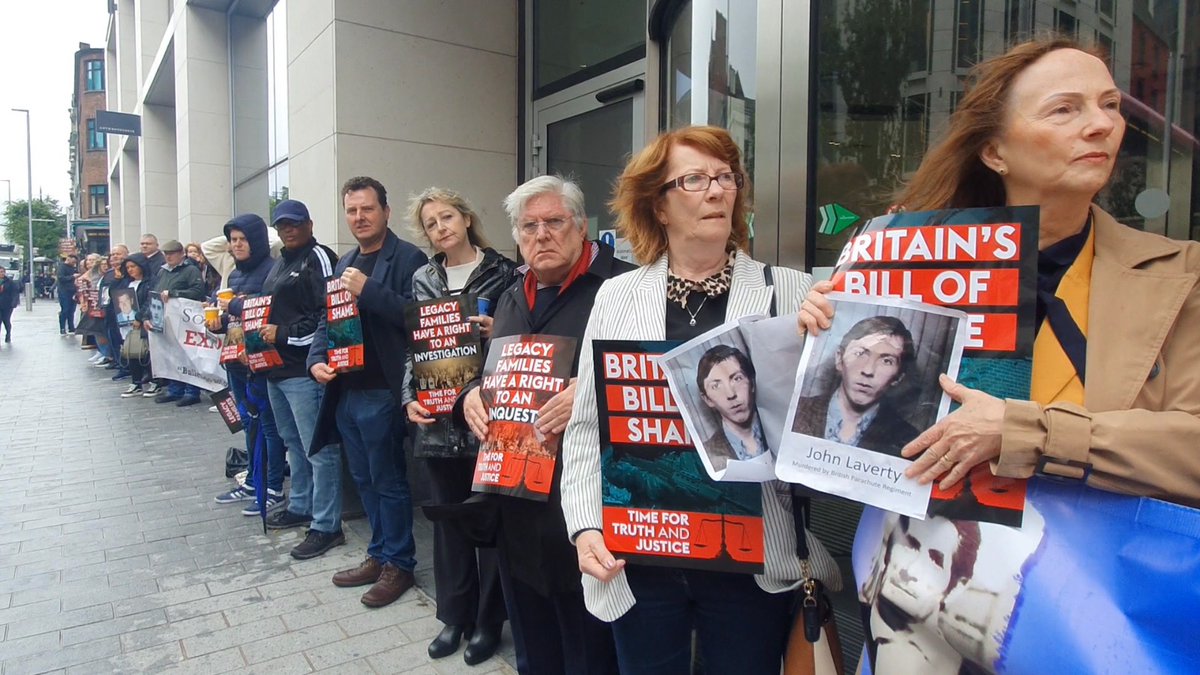 sinnfeinireland's tweet photo. Sinn Féin today stood in solidarity with the @tftcampaign in opposition to the British Government’s 'Bill of Shame'.

Rallies held in Belfast, London, Dublin and Derry all had the same message: 

❌ No Tory amnesty for state forces
⚖️ It's time for truth &amp; justice https://t.co/4f6Cvs7HTP