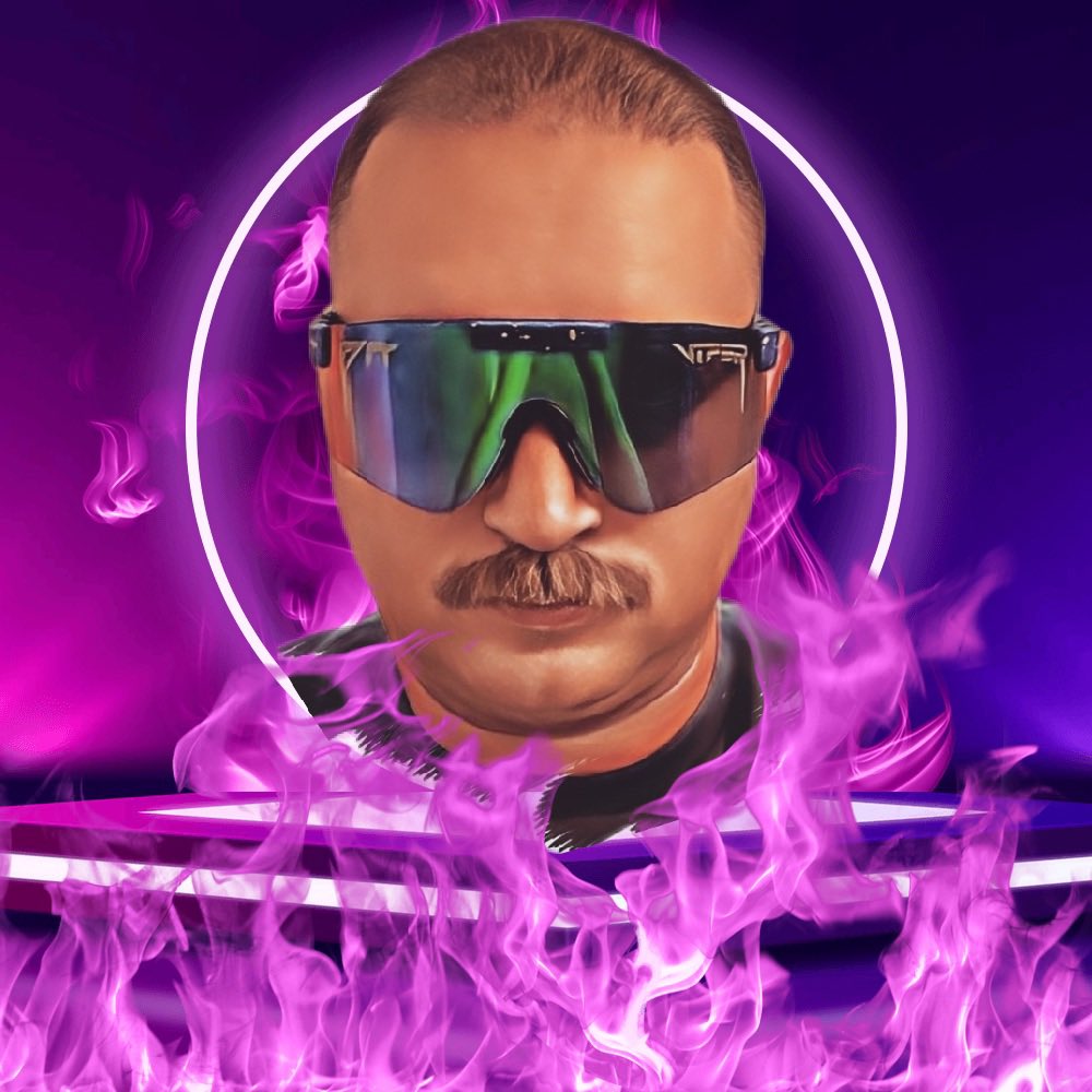 Coreygotthis's tweet image. Listen, you know me as the guy with the pit vipers, I’m the sexiest PHAT American once these things come on! I’m just trying to see if @PitViperShades will sponsor this channel so we can get more people to fully embrace what it is to be AMERICAN! #twitch #pitvipers #sponsor