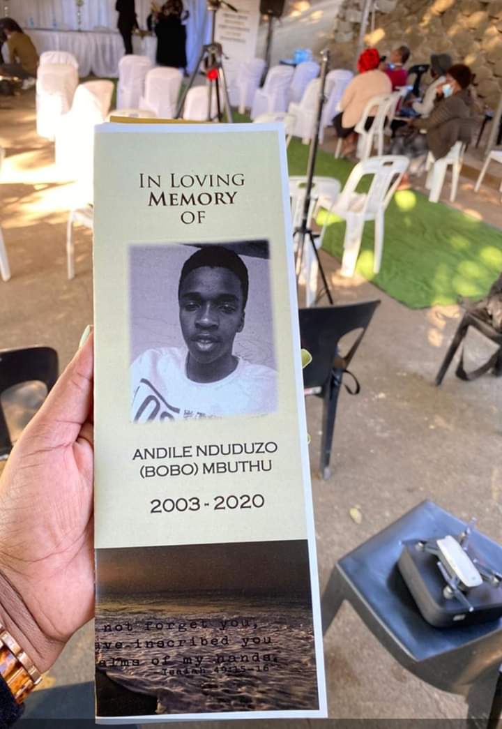 mpumi_jax's tweet image. Thank God we are about to realise #JusticeforThoriso is 🙌🏾🙌🏾🙌🏾🙌🏾

Can we please not forget #JusticeForBobo