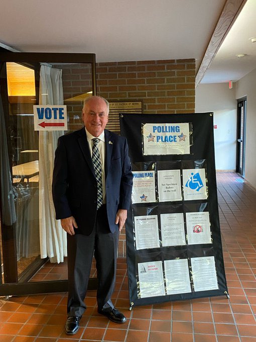 Photo from <a href="/votedanbrady/">Dan Brady</a>’s campaign manager, who tells me the candidate was first in line to vote at his precinct in Bloomington at 6 a.m. #twill