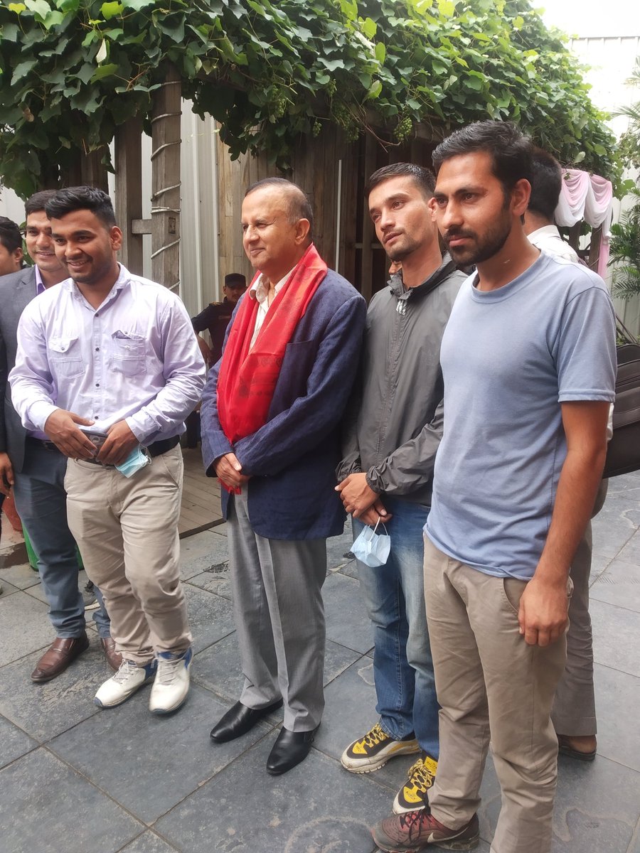 मदन जयन्तीको अवसरमा अनेरास्ववियु ले आयोजना गरेको जनप्रतिनिधि सम्मानित कार्यक्रमका बीच