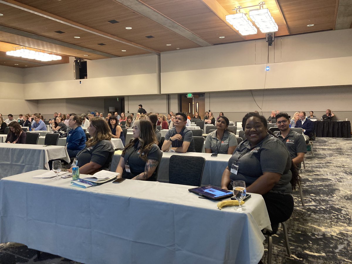 AnnRuth's tweet photo. The National Center for Veterinary Parasitology (NCVP) Residents getting ready to present their case reports for the “clicker session”.  @AAVParasit #AAVP2022 https://t.co/Ez2LcCpeSb