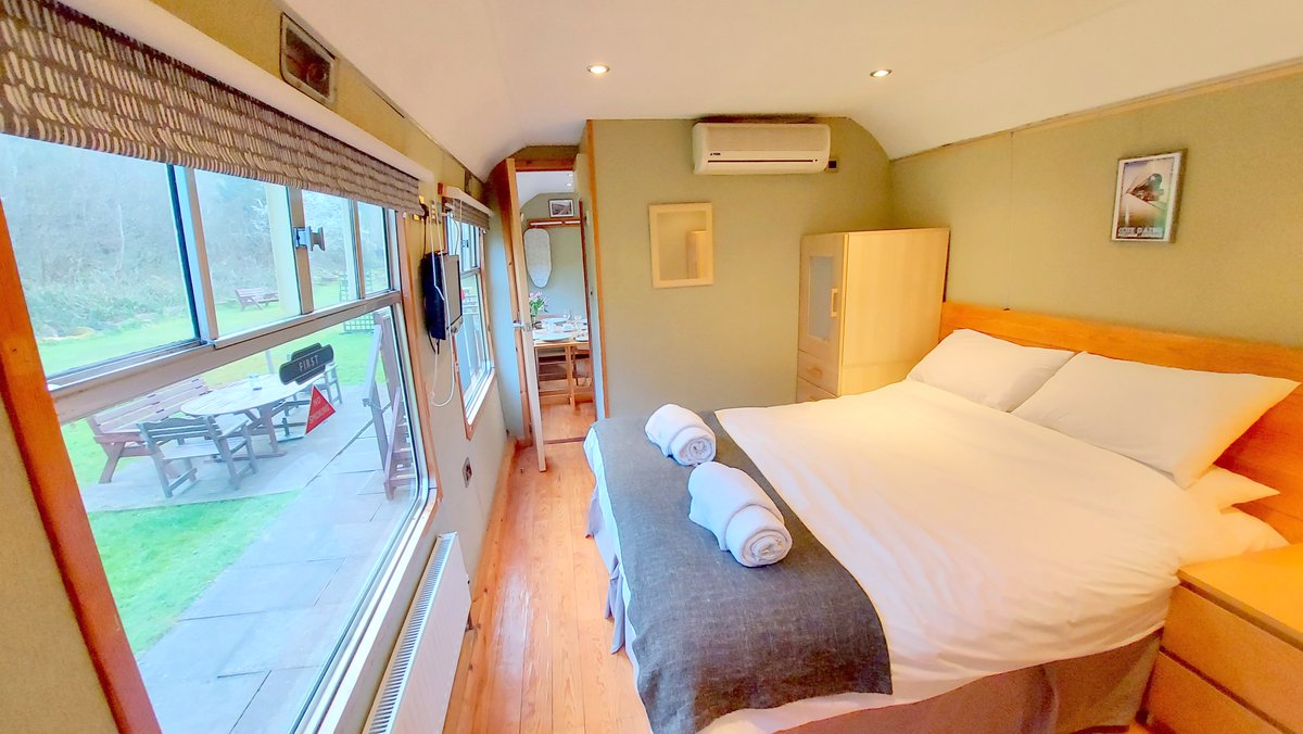 CoalportStation's tweet photo. Have something #lookforwardto this #summer #stay in a #vintage #SelfCatering #railwaycarriage @CoalportStation #NrIronbridge πΈπ»πΊ
Why not #takeapeek at our #holiday #break #summeroffers π
https://t.co/ZSTkOpjTbk πππ
#VisitTelford #VisitShropshire #discovershropshire https://t.co/auatEKCrPz