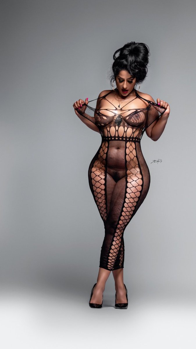DodoHan76043841's tweet photo. I don’t care how you see yourself,
What's more important is how I see you, show your gratitude pigs, send tribute! New updated today ~https://t.co/nb2g4YHnJR #QueenOfFilth
@BossyAssDelilah @Hogspy https://t.co/MBwnIiSfvJ https://t.co/dyM5cLuUvh