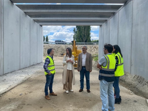 concellodelugo's tweet photo. 📢🚘✅ ATENCIÓN veciño/a condutor/a!
O tráfico da N-VI quedará restablecido mañá, suprimíndose o desvío das obras do paso soterrado e humanización da contorna, impulsadas polo executivo de @LaraMendezLopez 
 
🔗 https://t.co/c7ALevfoyP https://t.co/7j4cOypn0I
