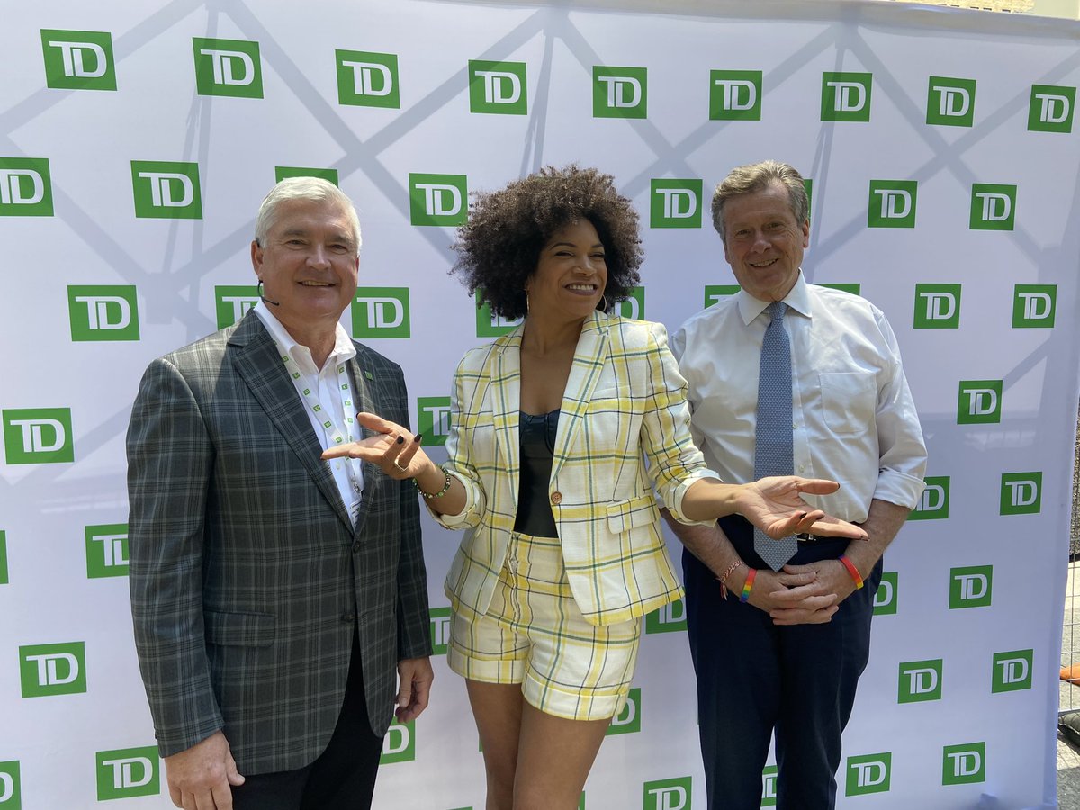 Great to join <a href="/TD_Canada/">TD (Canada)</a> for their "Grand Opening" event, hosted by <a href="/arisacox/">Arisa Cox</a>, to mark the official return to office for 15,000+ staff.

I'm thrilled that workers are returning to our downtown core - bringing with them reinvigorated energy and support for our local businesses.