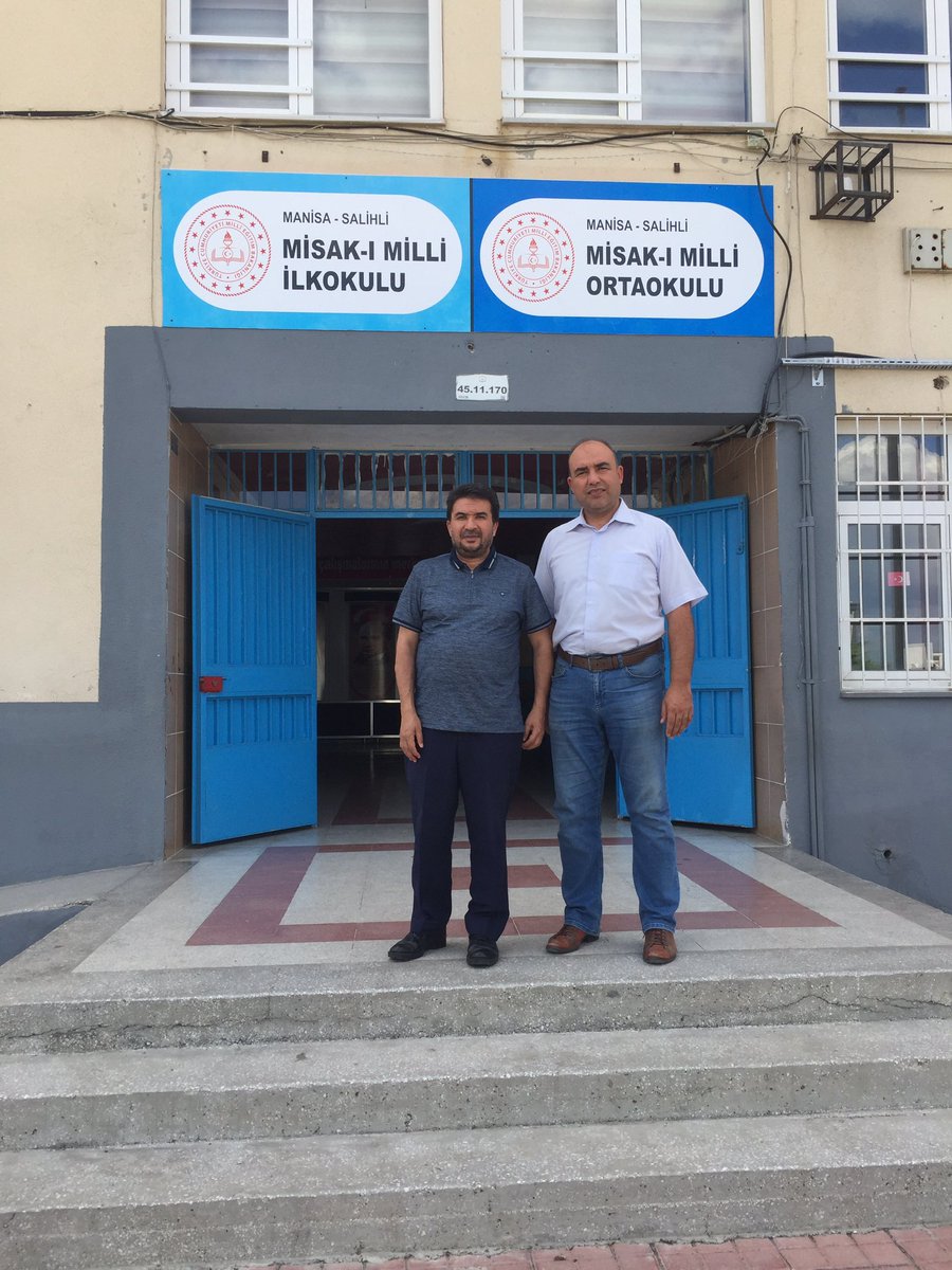 FEN LİSESİ OLAN OKULUMUZU TANITTIK❗️❗️
Fen Lisesi ve Sosyal Bilimleri Lisesi Proje okulu olan okulumuzun tanıtımı için bugün de Misakı Milli Ortaokulunu ve İmam Hatip Ortaokulunu ziyaret ettik. Müdür yardımcısı Barış TETİK’e Projelerimizi anlattık.
