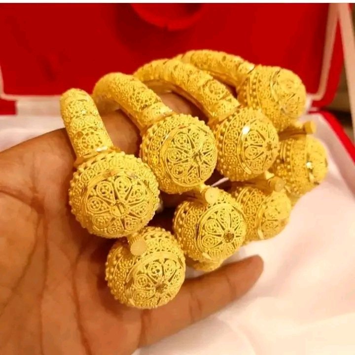 BasiruHaladu3's tweet image. A warwaro gold Available