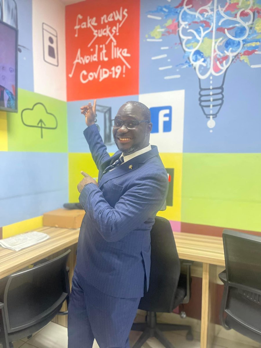 PalgraveDanquah's tweet photo. “Fake news sucks!
Avoid it like Covid-19!”
Join me on the Big Bulletin on @asaaseradio995 @GabbyDarko
#nyameb3ky3r3 #gooddemocracy #GodIsAlive https://t.co/PBxVW91U9O