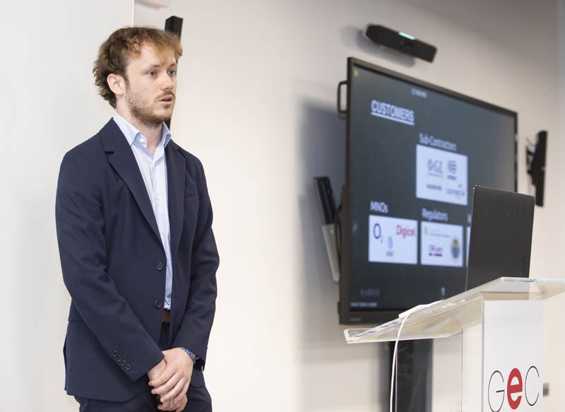 ideate_ireland's tweet photo. Conor Morrow of Indiecom which is changing how mobile network coverage is mapped and tested by creating a new hardware and software solution that allows for quicker testing at a lower upfront cost. #IDEATEIreland #QueensUniversity https://t.co/RA7COMR594