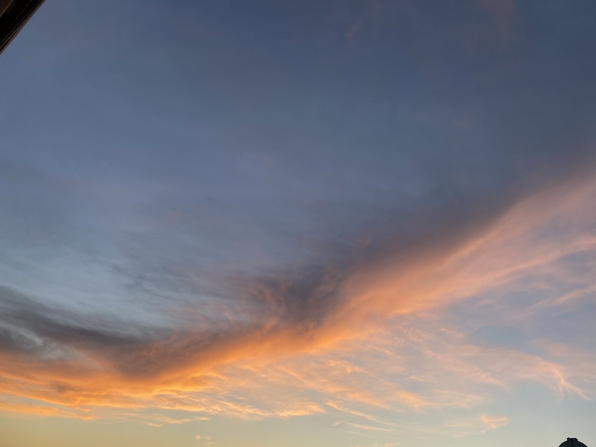 <a href="/TRTFM/">TRT FM</a> <a href="/gozdearen/">Gözde Aren</a> Yine muhteşemsiniz <a href="/gozdearen/">Gözde Aren</a> .Tabi ki güneşin batışı ve doğuşunu seyretmek ☺️