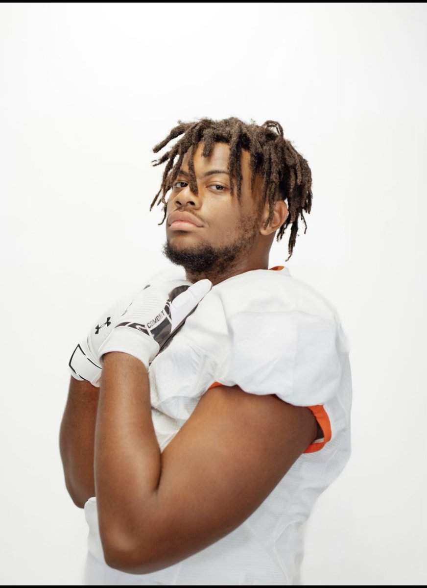 ZachSession74's tweet photo. Some pics from my unofficial visit Saturday to Sam Houston. Thank y’all for having me @BearkatsFB @CBassett_SHSU #EatEmUpKats https://t.co/RajtPBrIm7