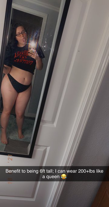 I&rsquo;ve lost nearly 50lbs since this picture and I can still wear that 200lbs body like a fucking Queen<a href="/tag/biggerisbetter"class="tags"><span>#biggerisbetter</span></a><a href="/tag/bigbootyqueen"class="tags"><span>#bigbootyqueen</span></a><a href="/tag/onlyfansgirl%20"class="tags"><span>#onlyfansgirl </span></a>