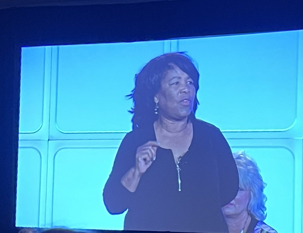 Barbara Smith tweet media