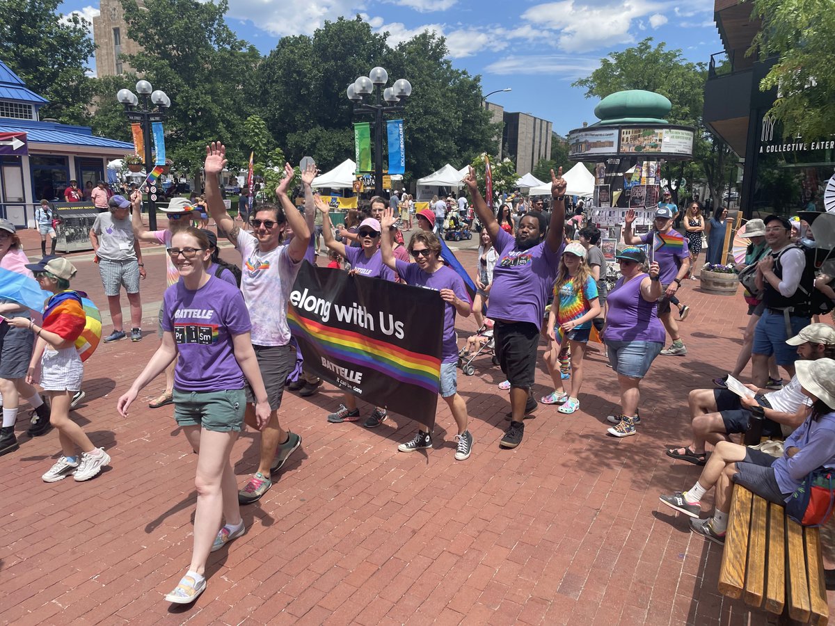 NEON_sci's tweet photo. Earlier this month, NEON staff walked the Boulder Pride Festival near our headquarters in Colorado! It was beautiful weather to match a beautiful day.
#PrideMonth #BoulderPride #Battelle #NEONscience https://t.co/2AytjtLWKe