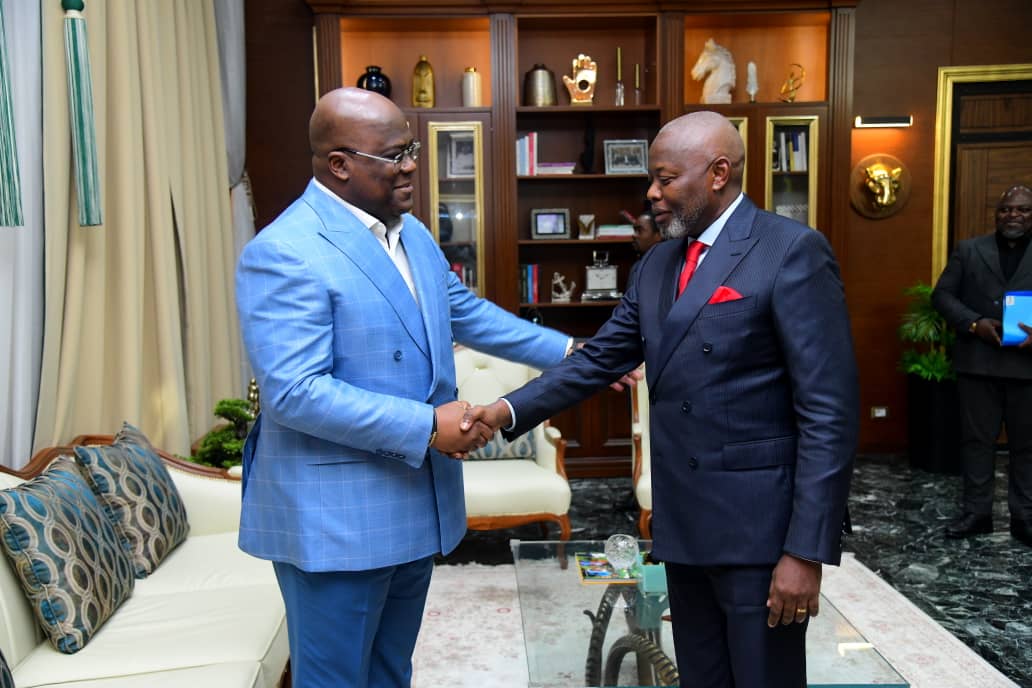 Misalaplusnews's tweet photo. 🔴 🇨🇩 |#CiteUA #Kinshasa
Le Chef de l'État, Félix Antoine Tshisekedi Tshilombo, a reçu ce mardi 28 juin en soirée, dans son bureau de la cité de l'UA à Kinshasa, Vital Kamerhe, son ancien directeur de cabinet. Sé/ présidence...Pour plus d'informations Abonnez-vous sur Notre Page. https://t.co/0lMffE0iUW
