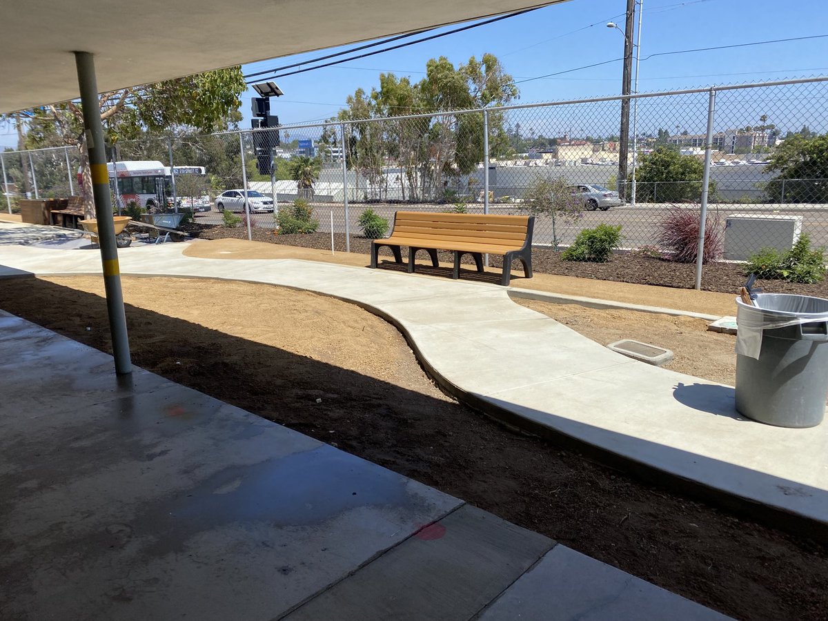 NSD_Castillo's tweet photo. #NSDnow Grounds should be wrapping this up at Central soon. A few fruit trees from ⁦⁦@HealthyDayinfo⁩ would set these planters off. Stay tuned for the finished product! ⁦@NSDLeighangela⁩ ⁦@NationalSD⁩ https://t.co/dcn27hFFYA