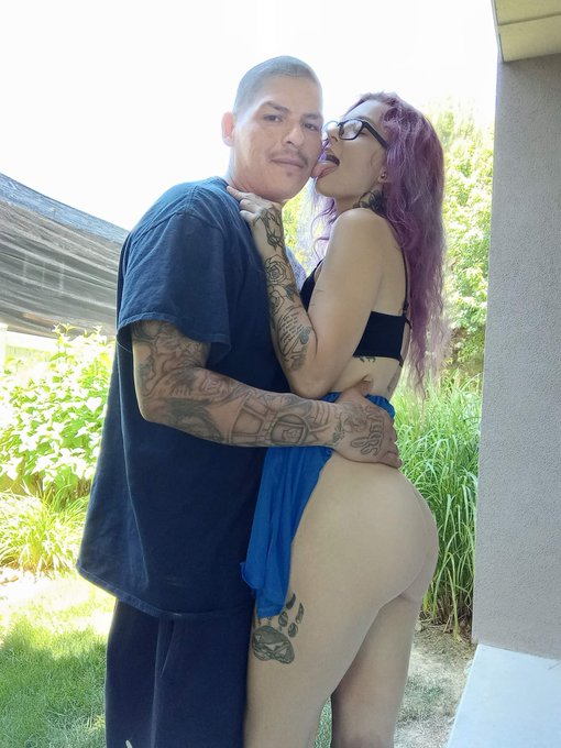 Who wants to buy us dinner tonight? 💸🥺 Dms open #nsfw #sellingcontent #selling #buycontent #sexycouple<a href="/tag/nsfw"class="tags">#nsfw</a><a href="/tag/selling"class="tags"><span>#selling</span></a><a href="/tag/sexycouple"class="tags"><span>#sexycouple</span></a><a href="/tag/sellingcontent"class="tags"><span>#sellingcontent</span></a><a href="/tag/buycontent"class="tags"><span>#buycontent</span></a>