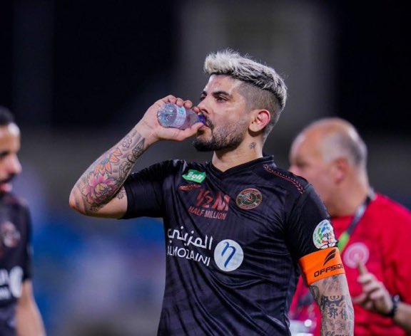 Happy birthday to the Argentine legend, Ever Banega      