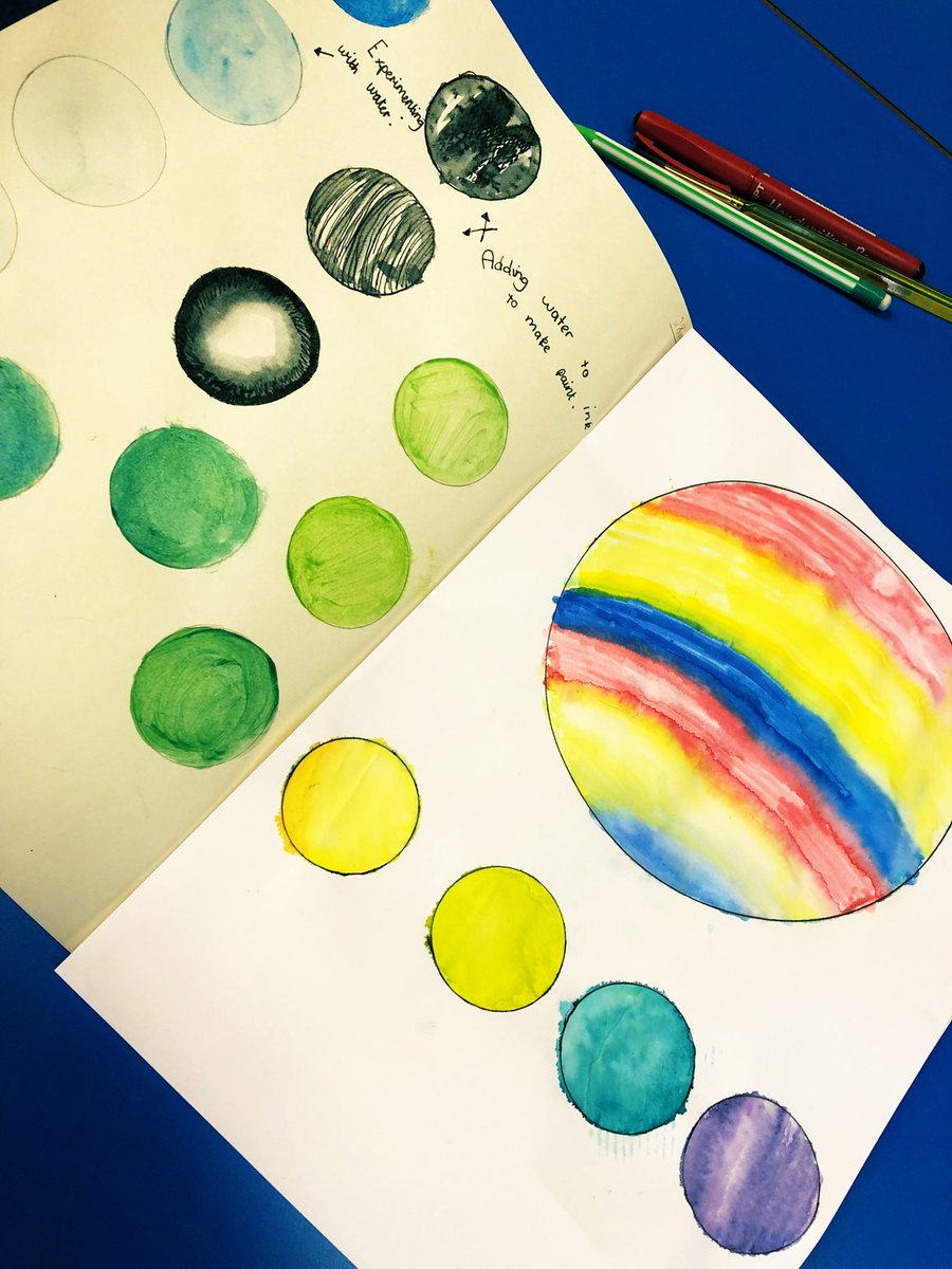 Out of this world sketchbook pages today from Sycamore Class #space #primary #art #oldham #colour #colourmixing #painting #mixitup #artwork #sketchbook