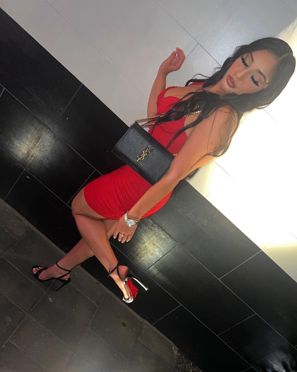 justicecelestex's tweet photo. Out of sight but always on your mind 💋 https://t.co/26s5TeQcmt