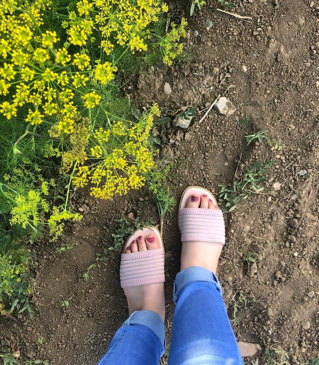 انا لمن ابسر وجهي شوعة اصور رجولي 😹