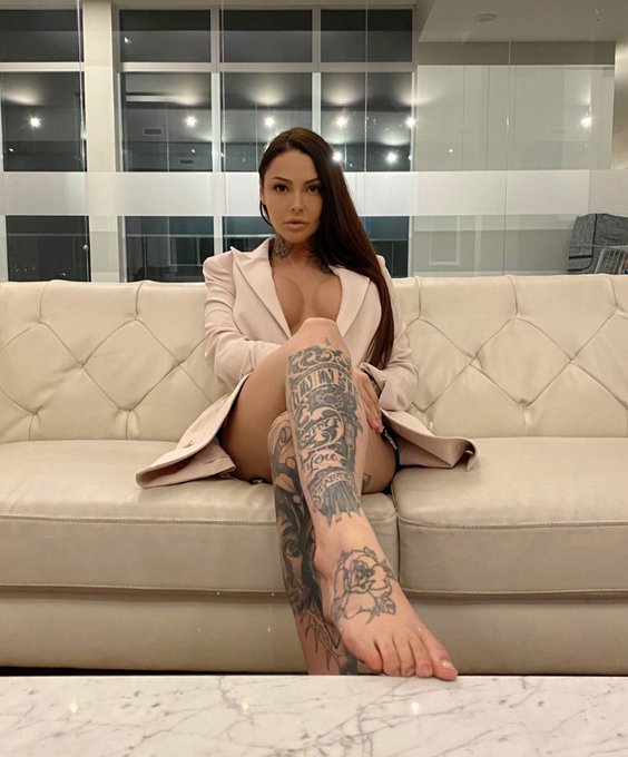 Subscribe to these to get a little surprise from your fav BOSS BITCH SELF MADE 😜  👉🏼 https://t.co/YKGMssrgzD<a href="/tag/porn"class="tags"><span>#porn</span></a><a href="/tag/porno"class="tags"><span>#porno</span></a><a href="/tag/dp"class="tags"><span>#dp</span></a><a href="/tag/transexual"class="tags"><span>#transexual</span></a><a href="/tag/adultwork"class="tags"><span>#adultwork</span></a><a href="/tag/of"class="tags"><span>#of</span></a><a href="/tag/amateur"class="tags"><span>#amateur</span></a>