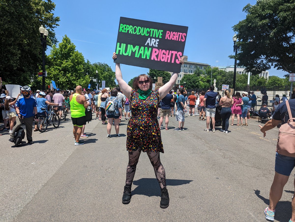JayceePauline's tweet photo. I had a good weekend standing up against oppression at the Supreme Court of the United States, what about you?
#AbortTheCourt #proCHOICE #lamNOTanlncubator #NoForcedBirth #BansOffOurBodies #AbortionIsHealthcare #AbortionlsAHumanRight https://t.co/NlFQ79IGnH