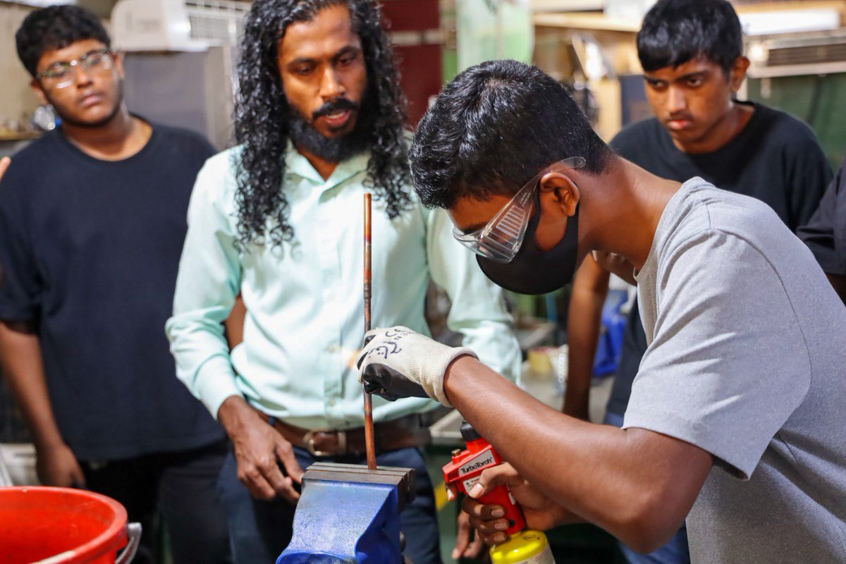 Maldives Polytechnic tweet media