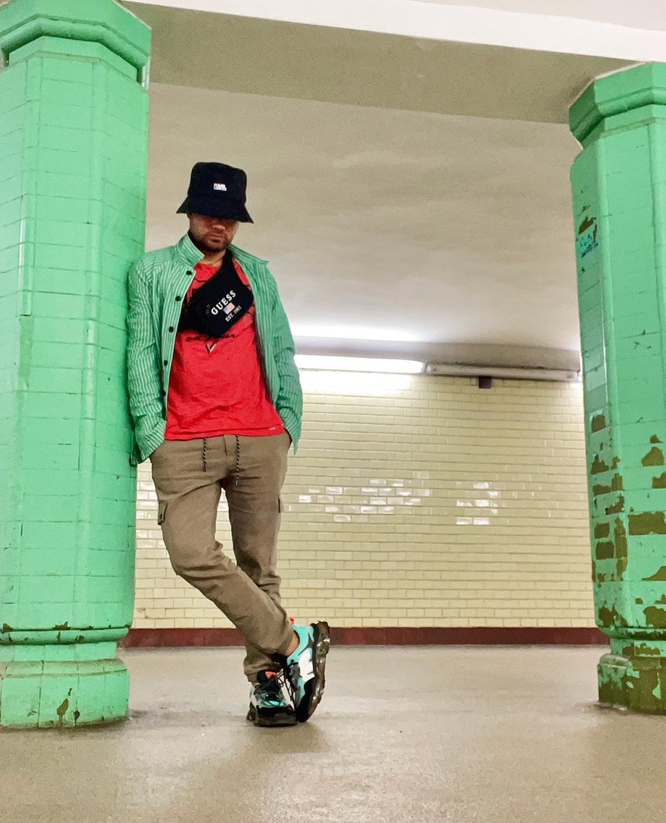 GUESS's tweet photo. feeling green 💚 #GUESSMens
(📸: iskren40) https://t.co/qcZE05NPEc
