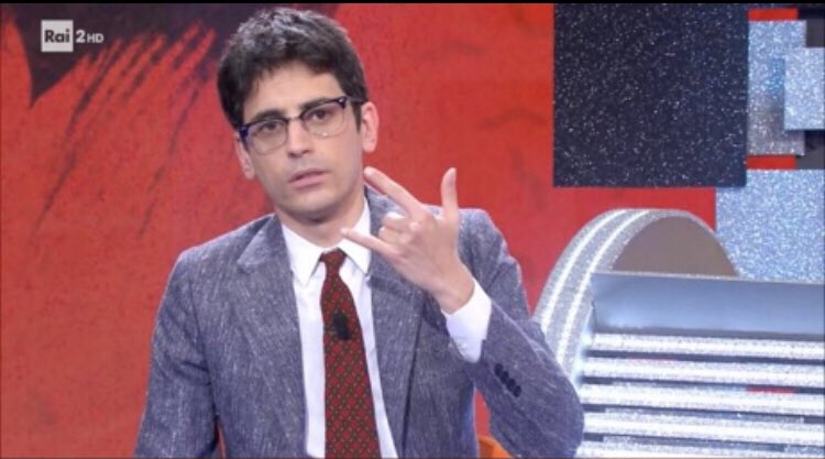 francesca avanti dimmi perché piangi tweet media