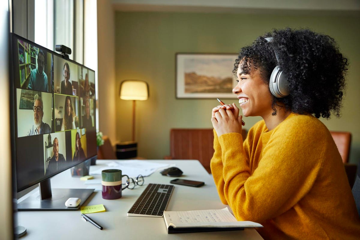 If we’ve learned anything after two-plus years in isolation, it's that humans thrive with community and interaction.

That’s where your business community comes in. hubs.li/Q01dr5QM0 

#BusinessCommunity