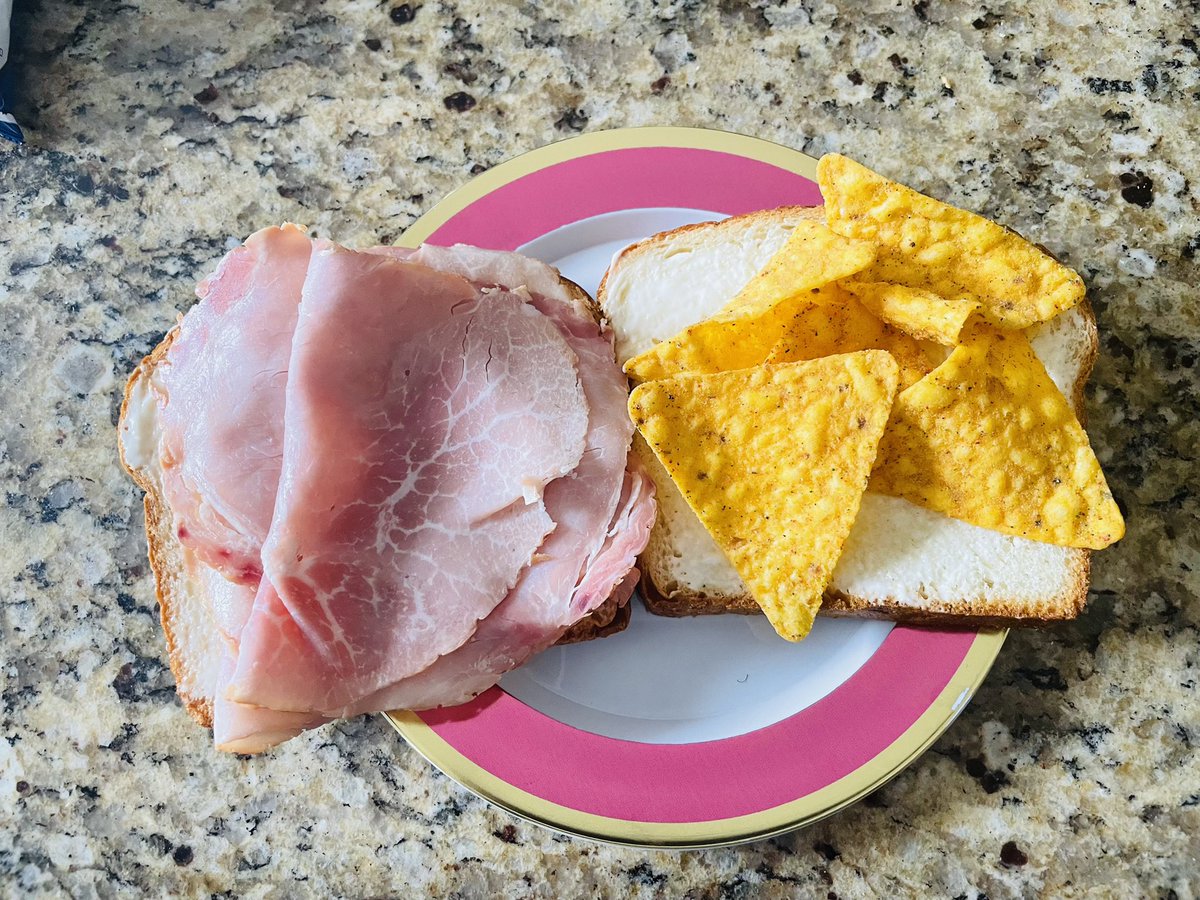 larrynstafford's tweet photo. Some of you will never understand the importance of this sandwich.. when the food you had growing up was not abundant this sandwich was like a bone in ribeye to me and my sisters and cousins..and we smashed the chips on it cuz it tasted so good just like now.. #KidAt❤️ https://t.co/CJGYQT15EX