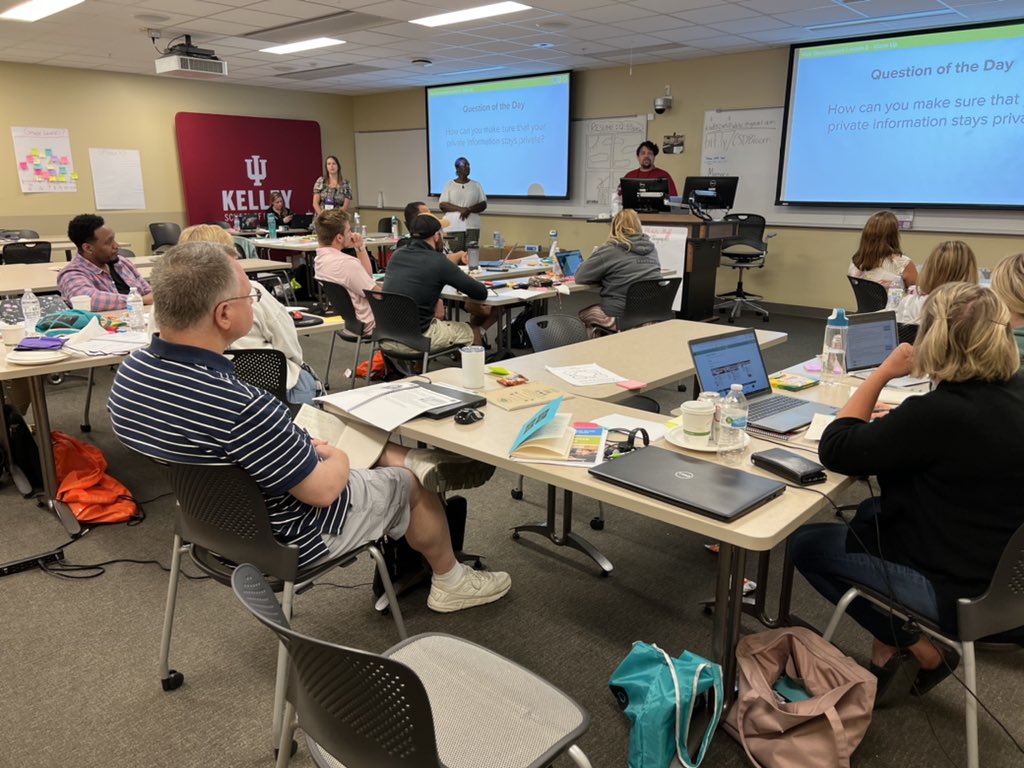 szircher's tweet image. First TLO group! Thanks for taking one for the (literal) team and volunteering for the first lesson!  @TeachCode @codeorg @nextech #CSPDWEEKIN