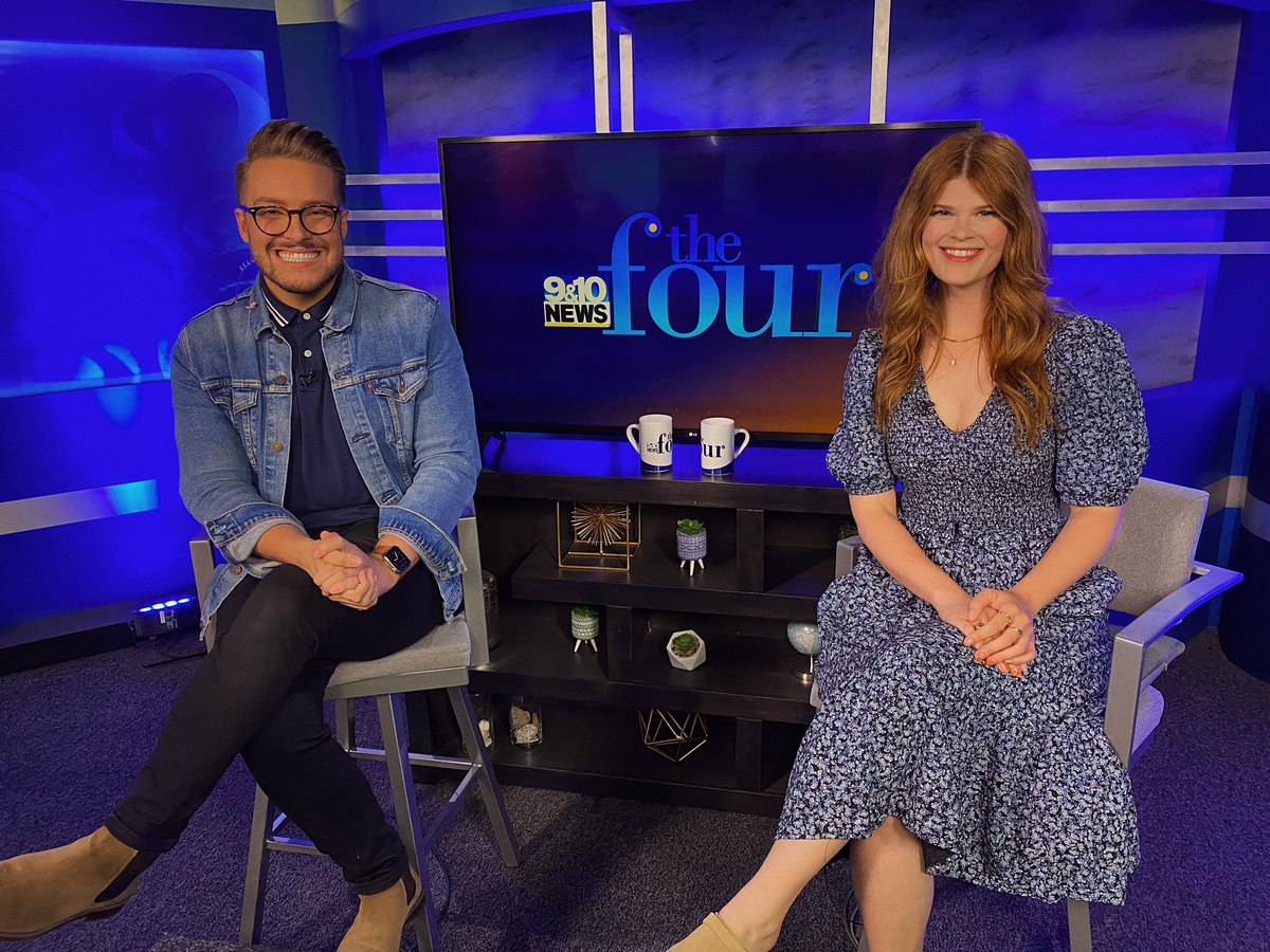 MadisonS_TV's tweet photo. 🎶 Guess who’s back, back again 🎶

 …and here to stay!!! Day one on ‘The Four.’

We’re live in 5 mins! https://t.co/1afCpnE5pE