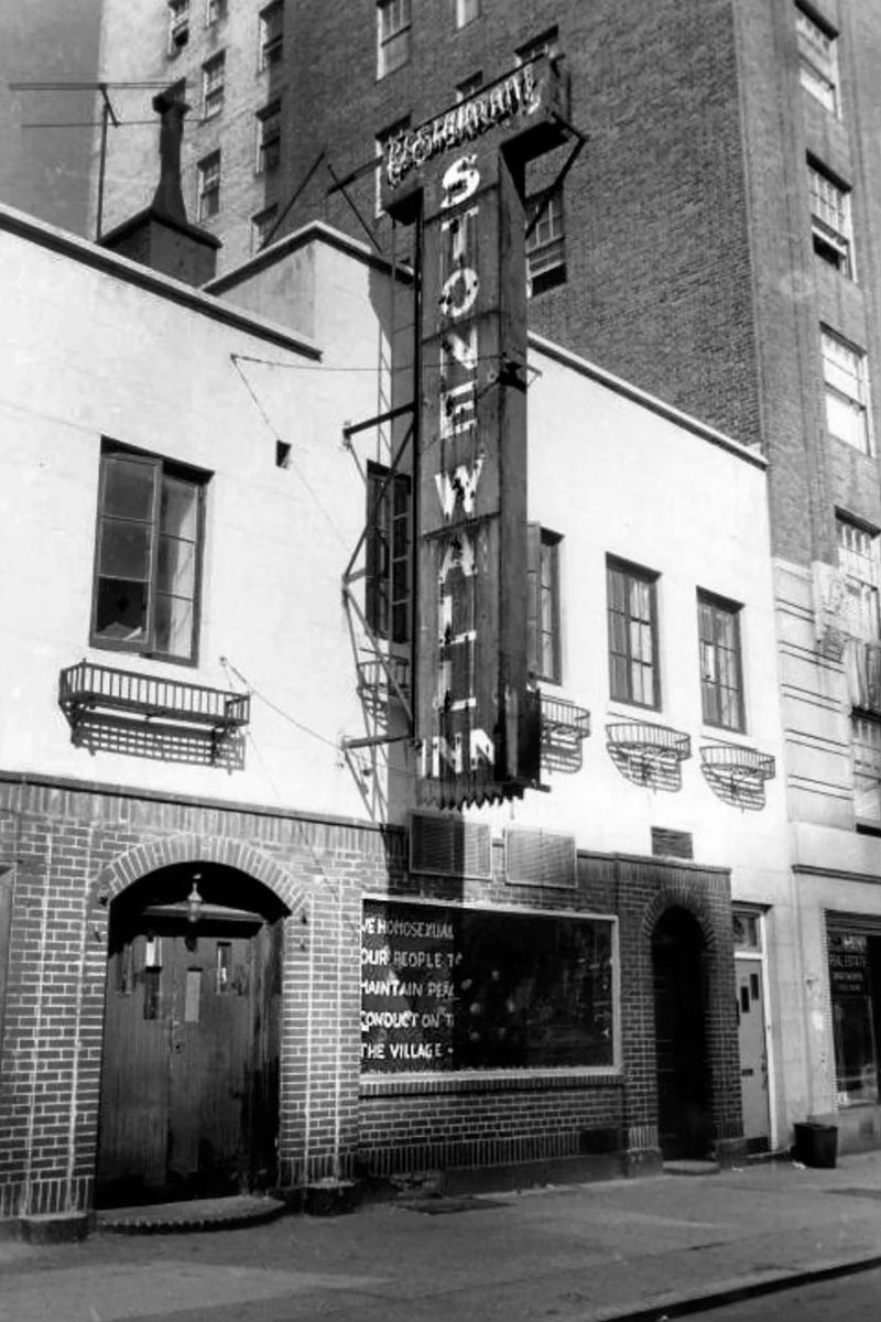 RosellePoliceNJ's tweet photo. Today on its 33rd anniversary we remember the Stonewall Riots. When people stood up against inequality to have their voices heard. We stand with the LGBTQ+ community for equality in our community. Your voice is powerful and you are not alone. Happy Pride Month 🏳️‍🌈 https://t.co/2Ziil7xYAT