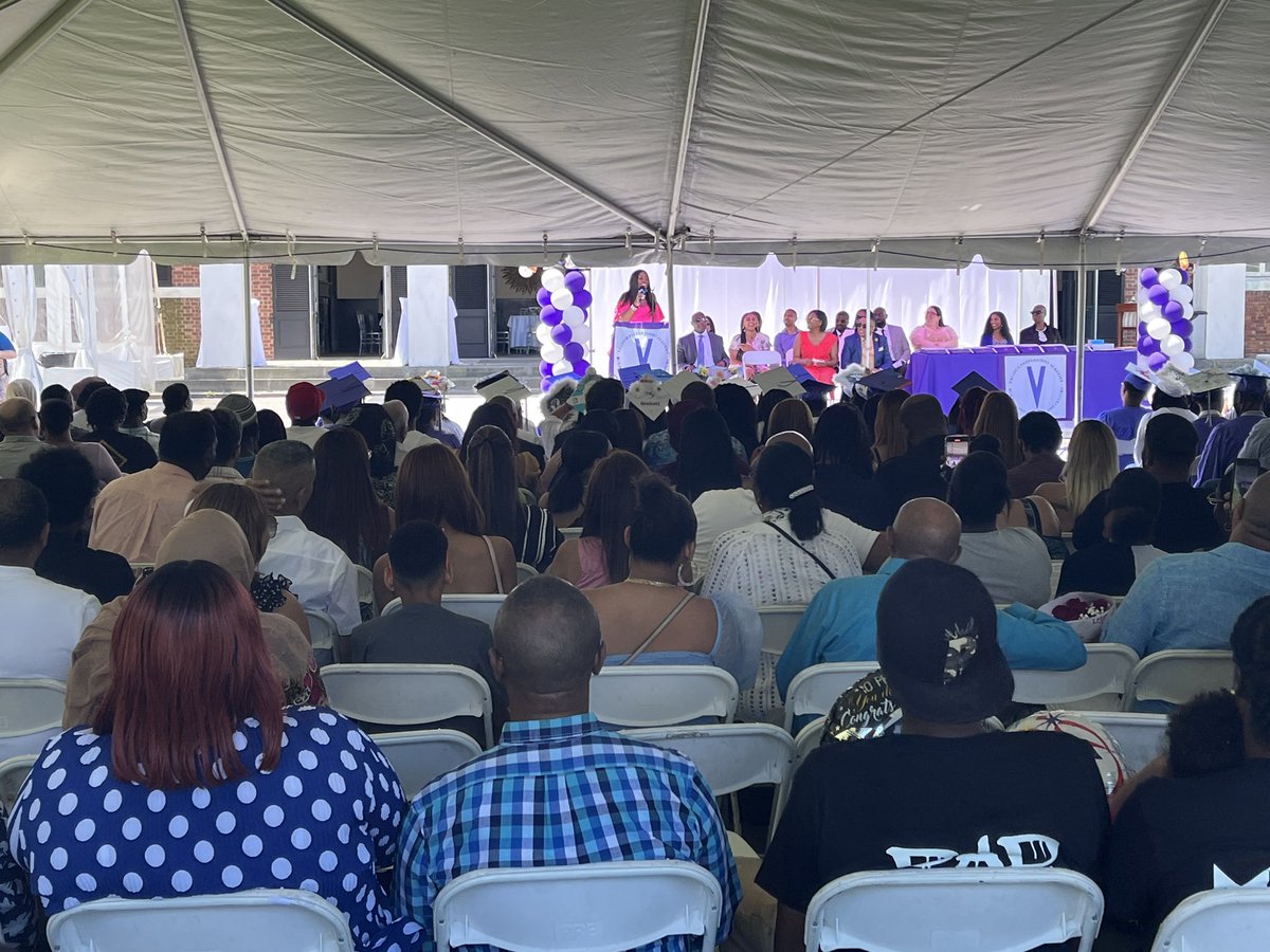 BPGibson2025's tweet photo. Honored to keynote this yearβs Graduation of the Validus Prep Academy! So proud of our Scholars who worked so hard to see this accomplishment. Congratulations Class of 2022, Principal Hibbert and the Validus Prep Team for your amazing work and labor of love! #CSD9 #Bronx ππππ https://t.co/FFFxDlMMIK