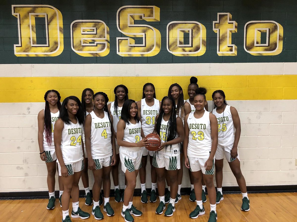 VYPE DFW presents the VYPE DFW Public School Female Athlete of the Year Fan Poll! Poll is open until 11:59 p.m. on Tuesday, July 5th!

Nominees:
@ezaboronek
<a href="/jadalynnking/">Jada King 2023</a>
<a href="/hannahmesser06/">Hannah Messer</a>
@daisamckissic
@royalteebrown
<a href="/pree_okougbodu/">Precious Okougbodu</a>
@kennedyfuller07
 
VOTE:vype.com/Texas/DFW/vype…