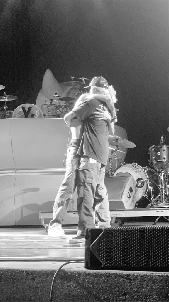 jxdnxl1ps's tweet image. te extraño todos los días coop🕊