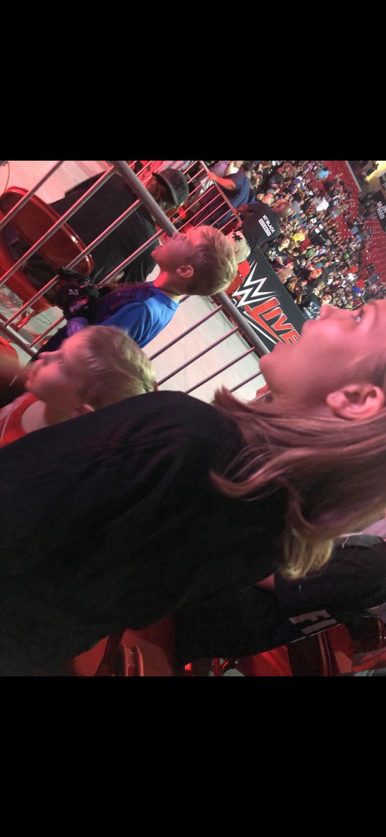 jblaylock07's tweet photo. 2019 Lubbock vs 2022 Austin. @LaceyEvansWWE Same vibe. She’s a huge fan. @WWESmackDown @WWERawTour https://t.co/MaUvJHoyAT
