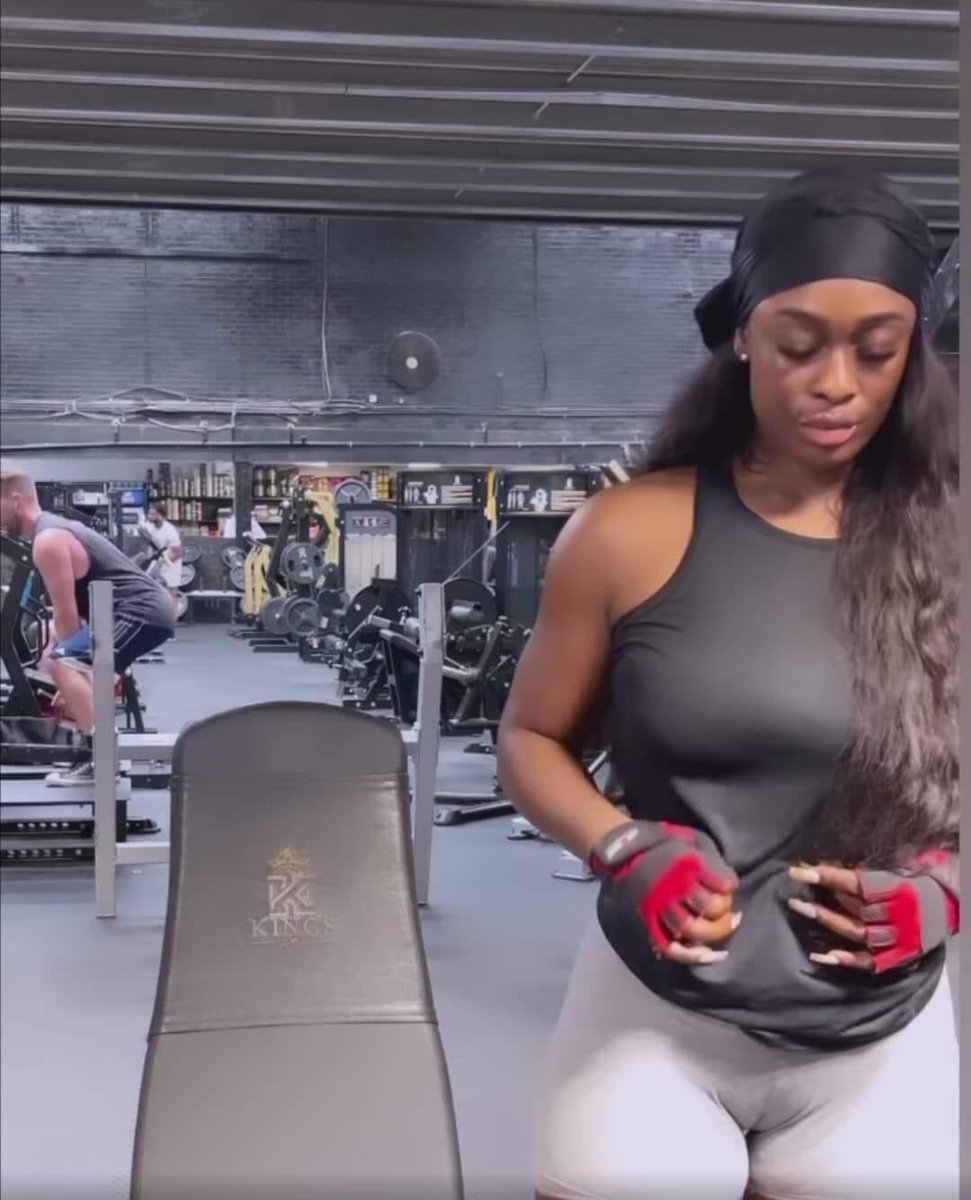 Nourishmentcom1's tweet photo. BBNaija Star, Uriel Oputa, I’m a work out to Get That Perfect Body. 🔥🔥 #BBNaija #comedy #Trending #aycomedy #Celebrityclicks https://t.co/S6iC7zeQ0p