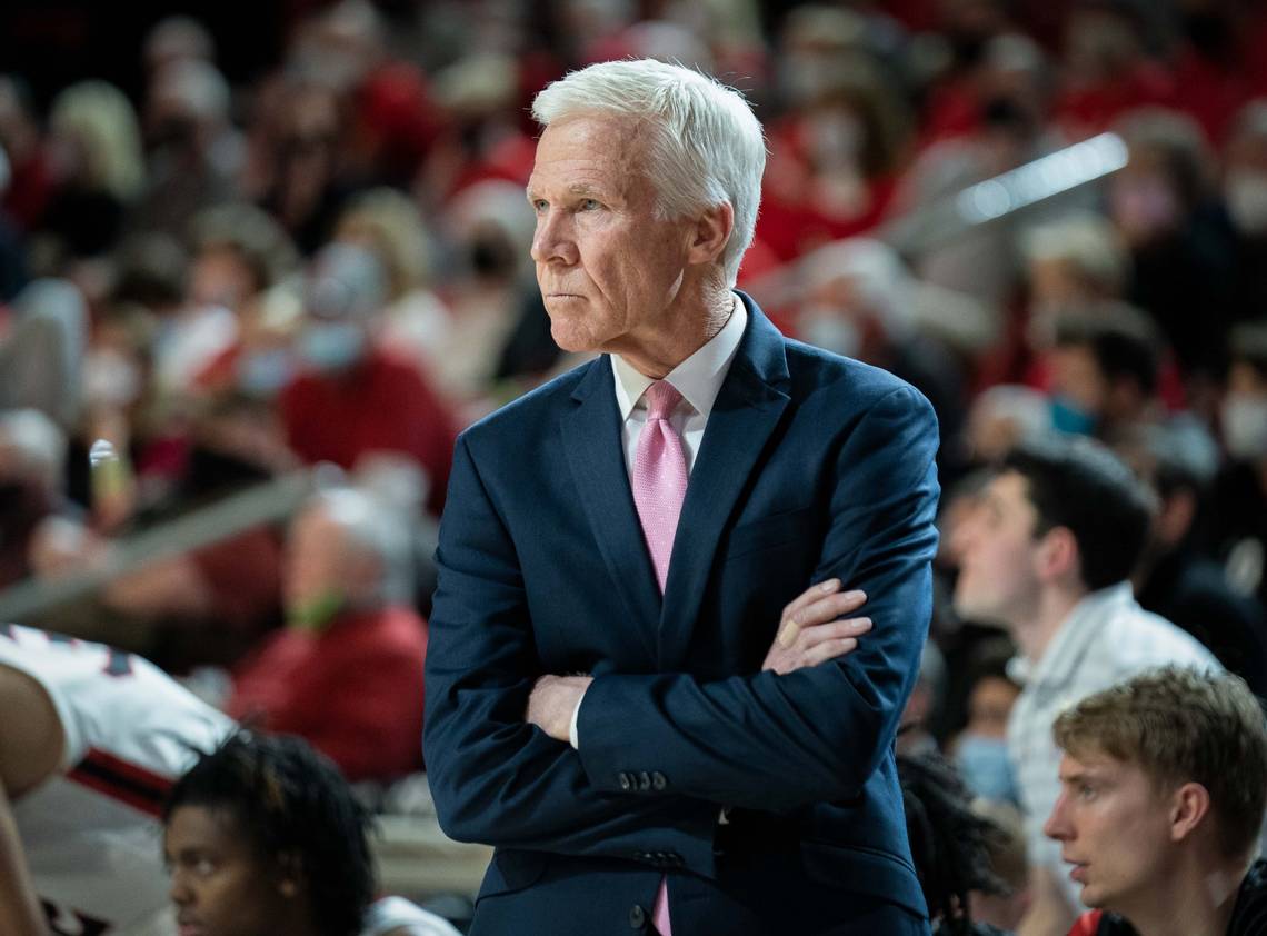 'It's hard to put into words... He's had a ton of great success on the court but his lasting impact is just as a person, what he means in the community' @cclunie40 on Bob McKillop retiring Listen: espnclt.com/2022/06/28/the…