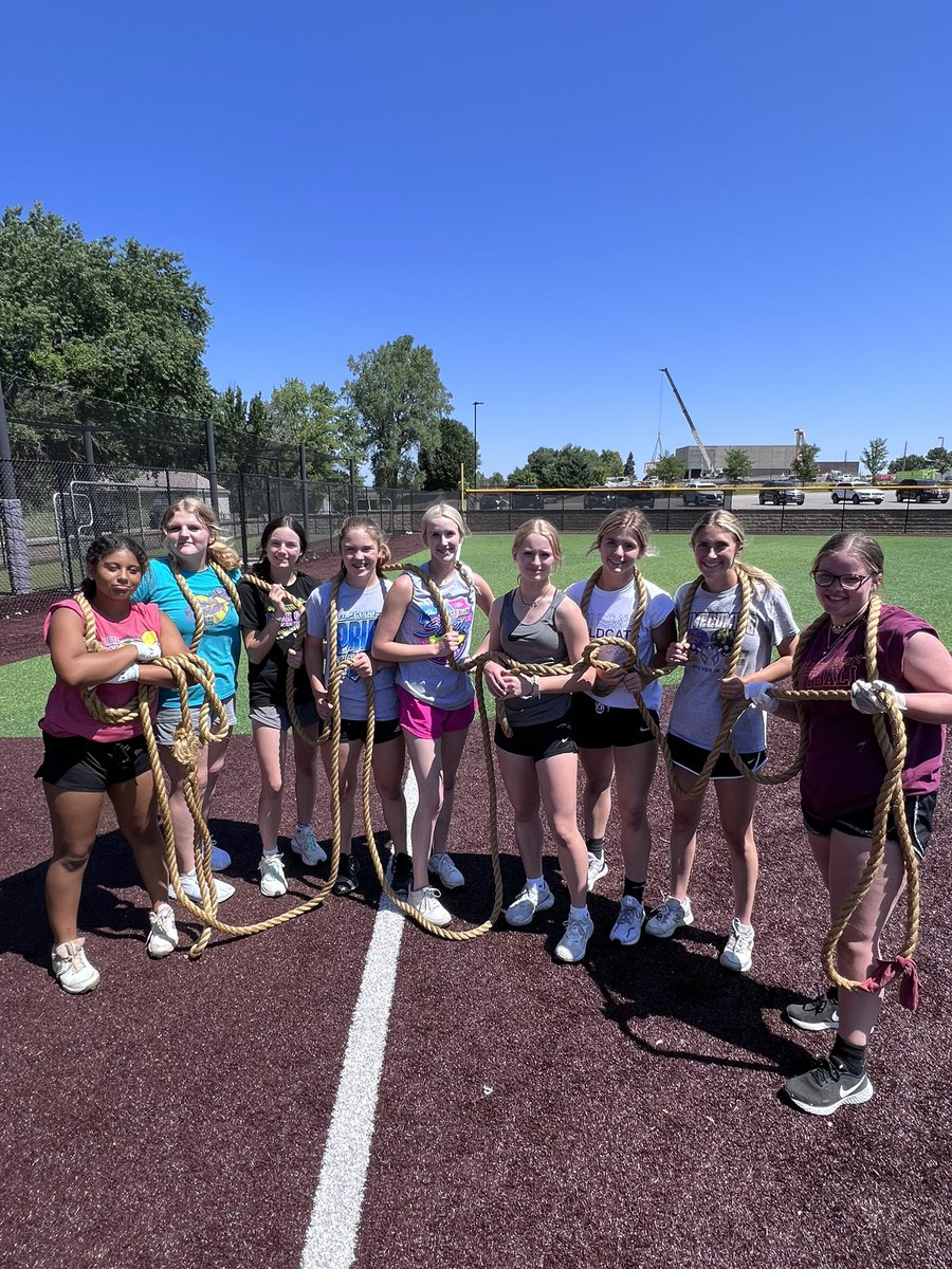 We had 9️⃣ Wildcat Warrior Challenge winners today! The challenge was a battle of the best 2 out of 3 games in Tug-O-War! Congrats to these wildcat warriors for showing some tough after a long workout on the field and in the weightoom. #GOCZ