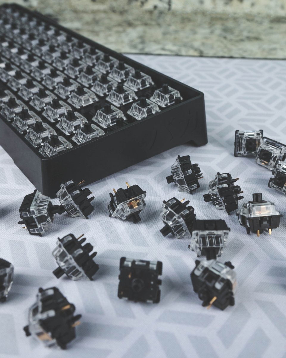 ParamountKeeb's tweet photo. On the search for some switches that won't break the bank but still have great quality? Check out the JWICK black linears on our site with their transparent housing and POM stem for a smooth actuation https://t.co/layKdAiap8