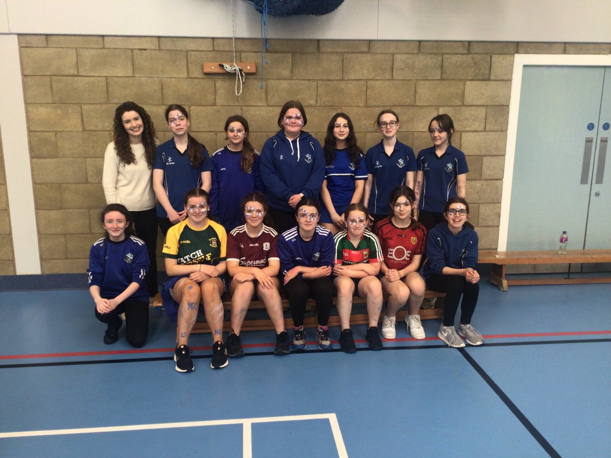 Year9AGS's tweet photo. The overall winners of the Year 9 Celebration Day… 9D! 🏆 Congratulations, girls! 🎉 They could not have won it without the support of their Form Teacher, Miss McBrien! ⁦@assumptionlive⁩ ⁦@agspedept⁩ https://t.co/3IqG6bMJvo