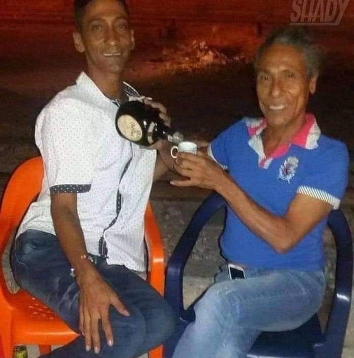 majarro0's tweet photo. @TheFuckn @MiloRo_93 Real son #Selectivas... Ya las perdonaron y otras gentes todavía canceladas por errores mínimos que si estan haciendo trabajos por la comunidad. La panini turbo cancelada y los gays que la hunden andan con viejos casados de sus amigas. https://t.co/QMI79dIyEs
