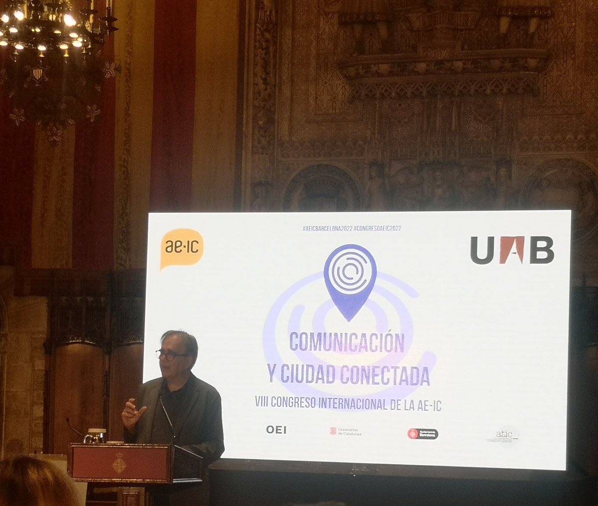 "Horizontalidad, multilateralidad, instantaneidad, proximidad, coyunturalidad..." caracteristicas de la comunicacion siglo XXI Mministro Universidades, España en VIII Congreso Inter de la AEIC comunicacion y ciudad conectada, UAB Barcelona <a href="/beatrizemar/">Beatriz Elena Marín</a> de <a href="/upbcolombia/">UPB</a> presente